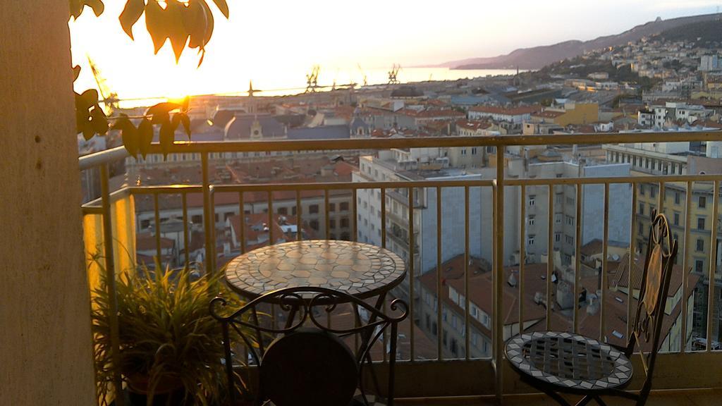 La Finestra Sul Mare Apartment Trieste Bagian luar foto